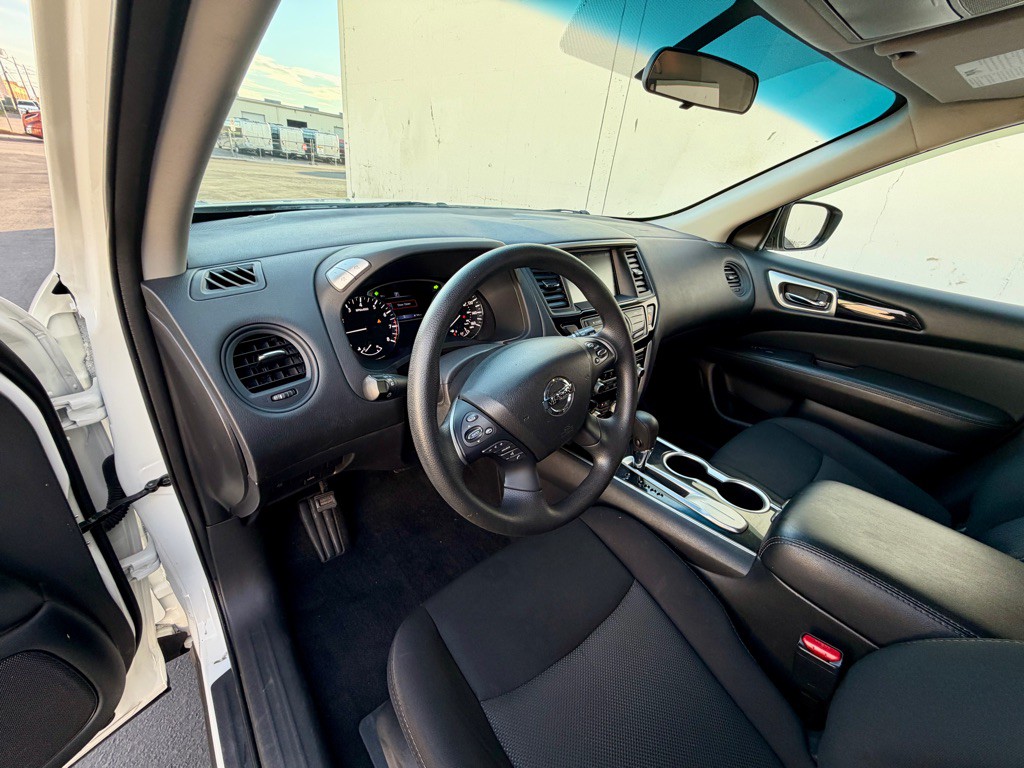 2020 Nissan Pathfinder Image 11