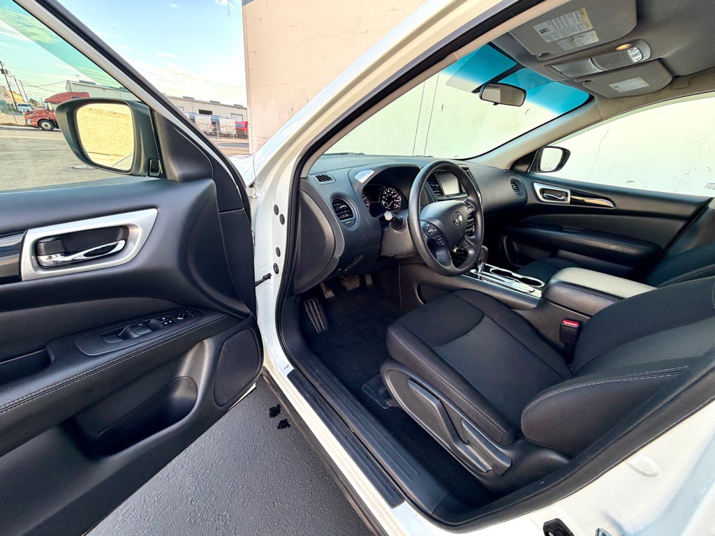 2020 Nissan Pathfinder Image 13