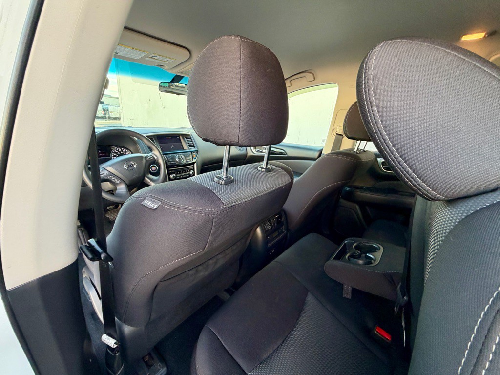 2020 Nissan Pathfinder Image 16