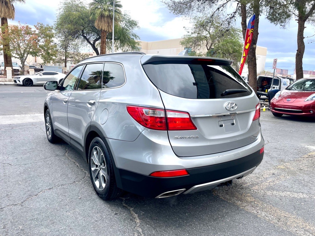 2016 Hyundai Santa Fe Image 14