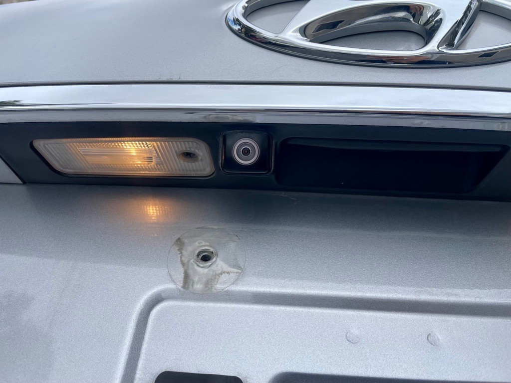 2016 Hyundai Santa Fe Image 25