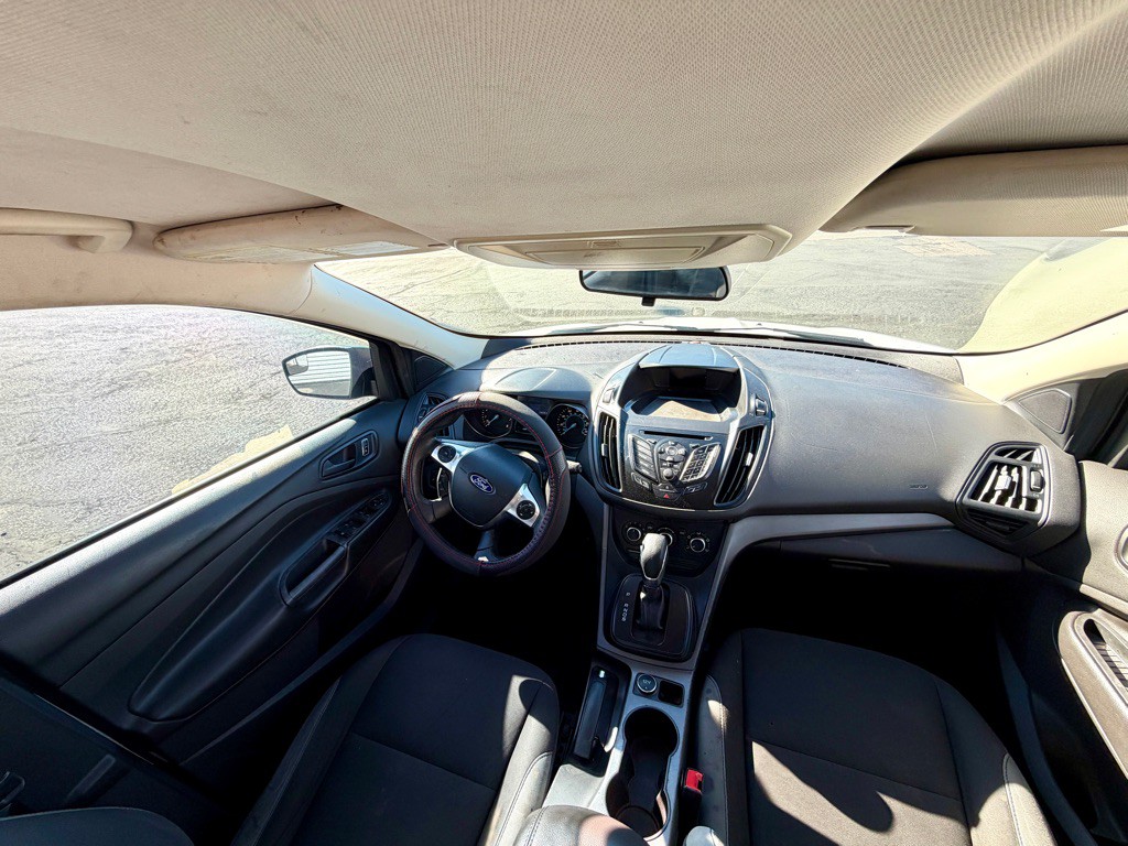 2015 Ford Escape Image 21