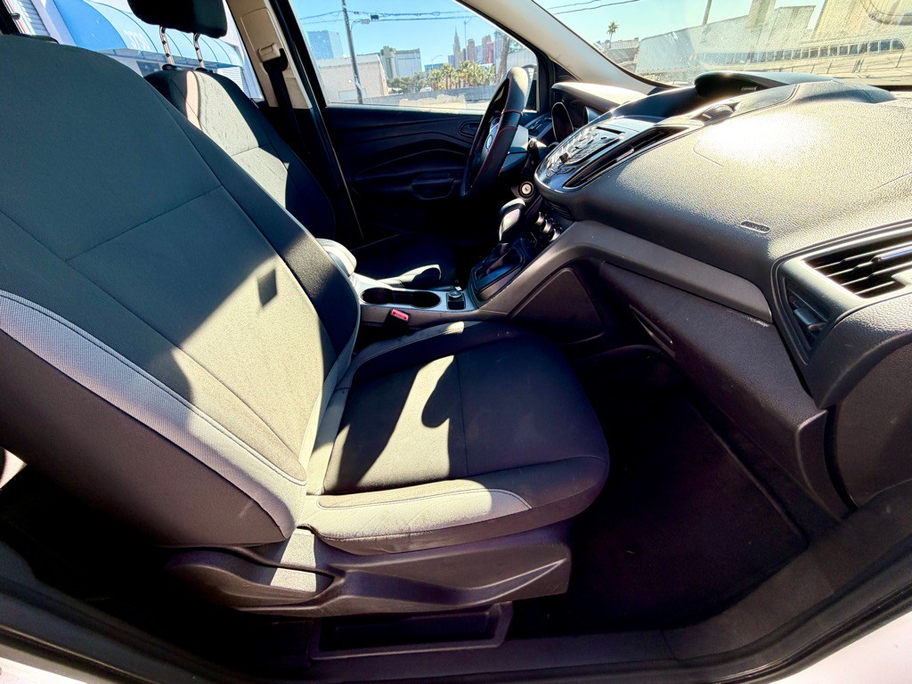2015 Ford Escape Image 23