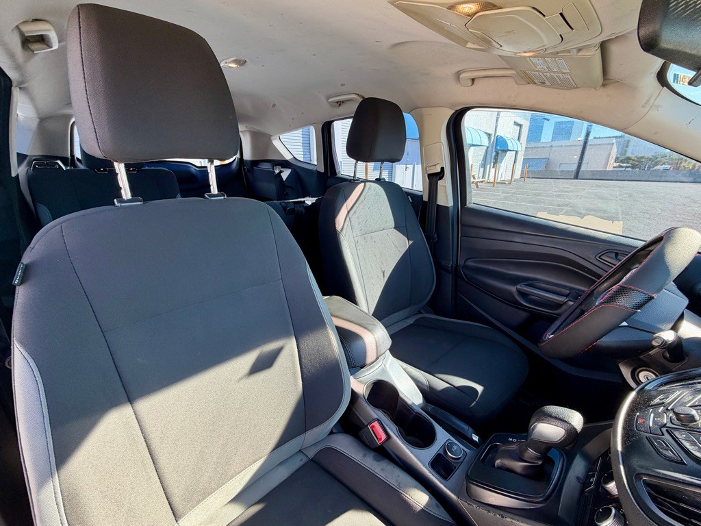 2015 Ford Escape Image 24