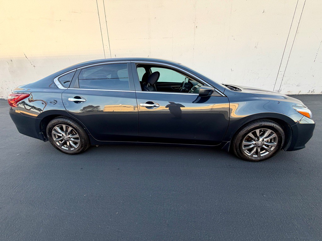 2018 Nissan Altima Image 4