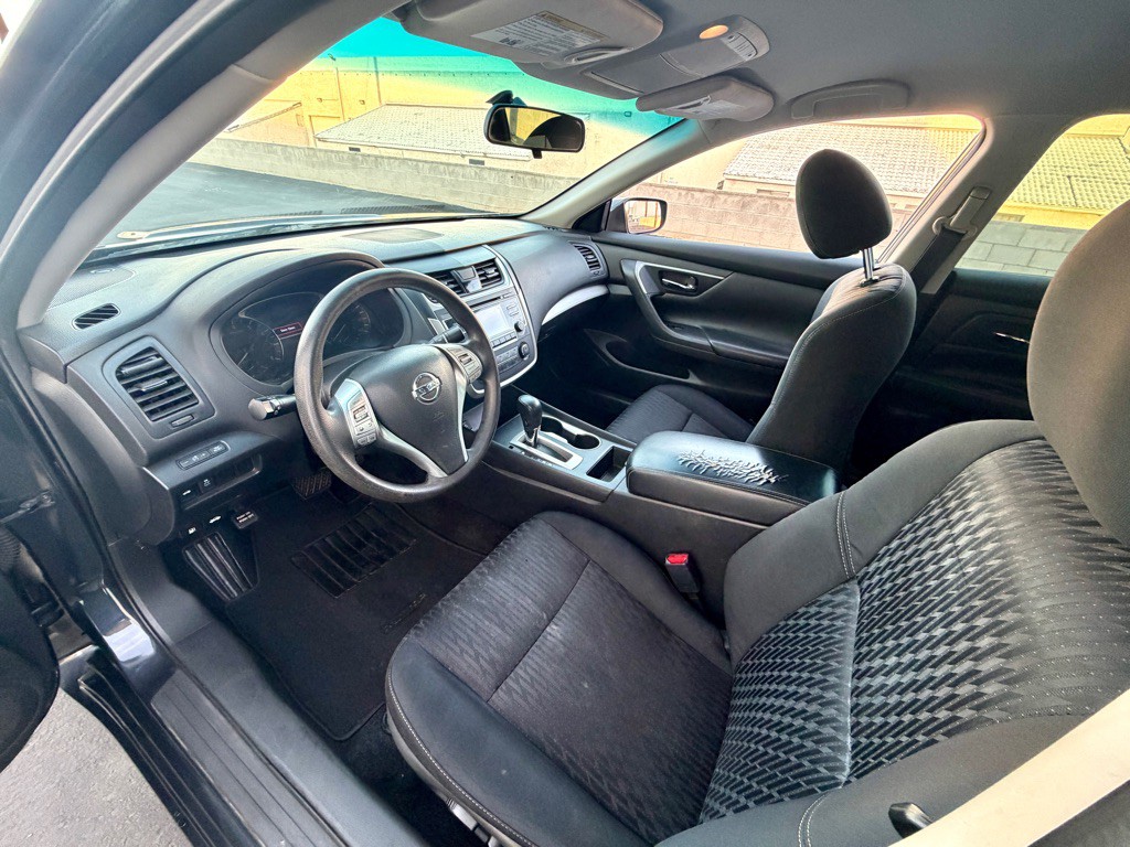 2018 Nissan Altima Image 12