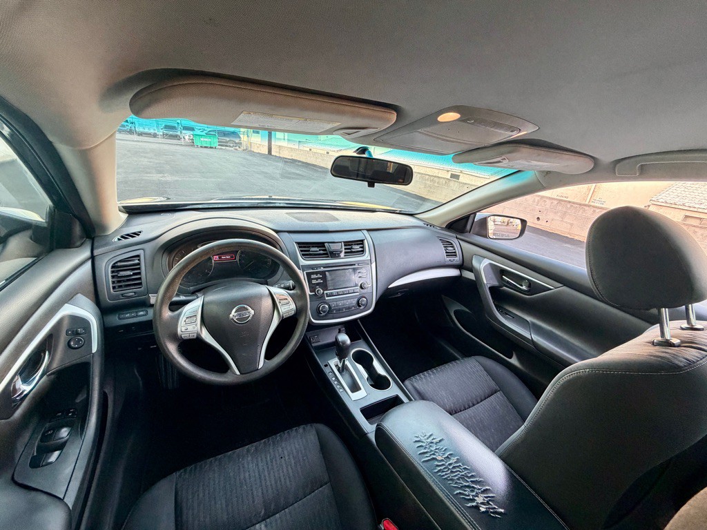 2018 Nissan Altima Image 15
