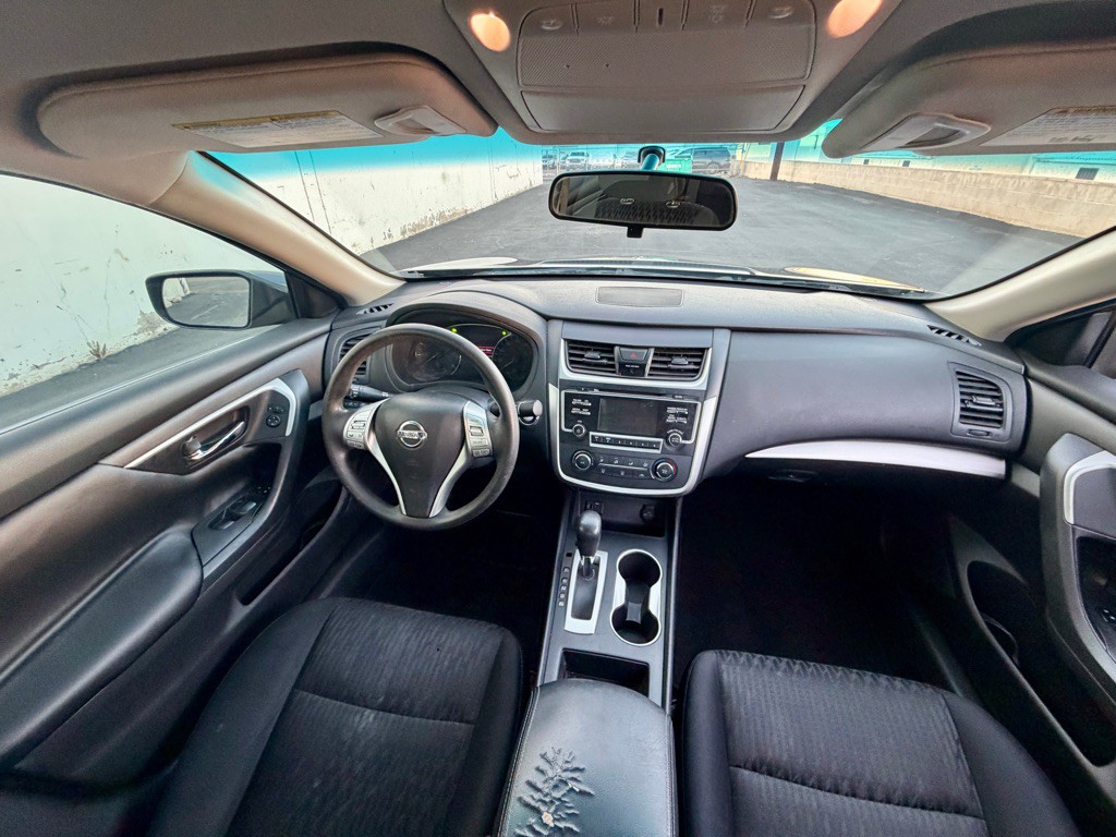 2018 Nissan Altima Image 21