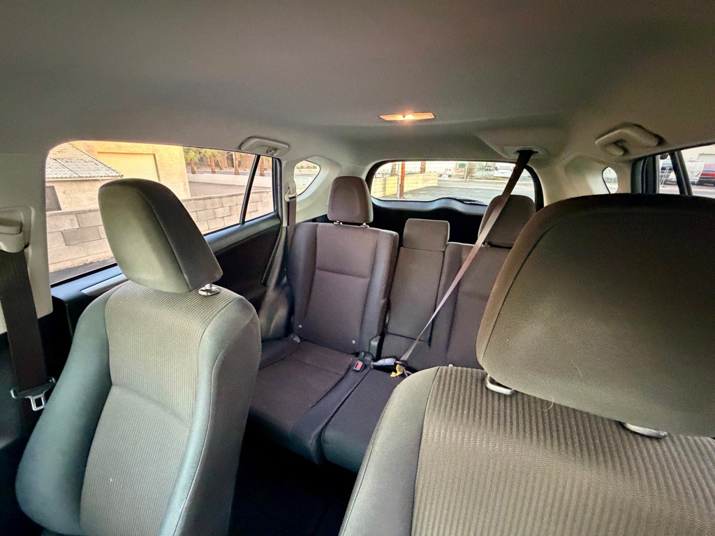 2017 Toyota Rav4 Image 15