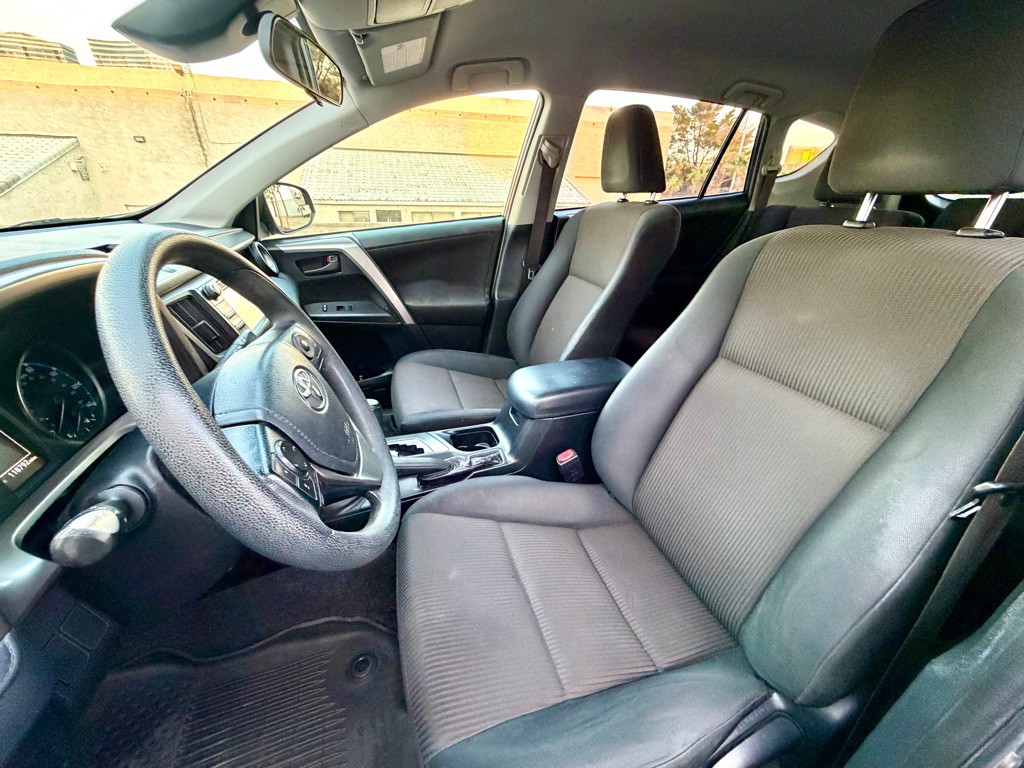 2017 Toyota Rav4 Image 17