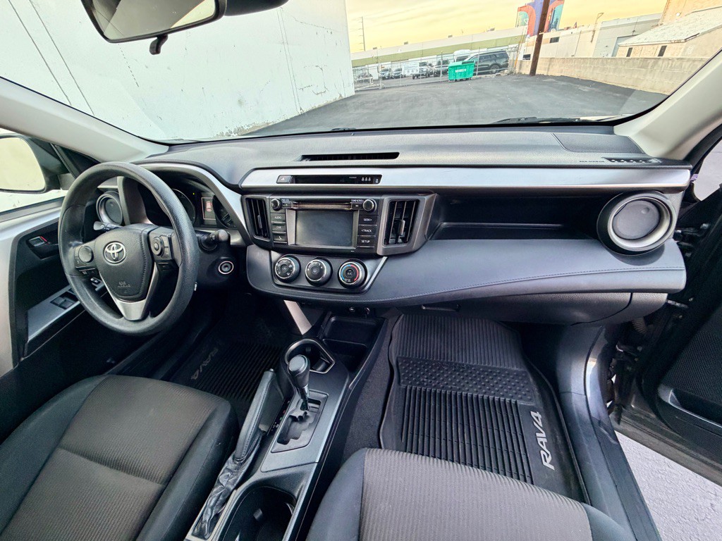 2017 Toyota Rav4 Image 27