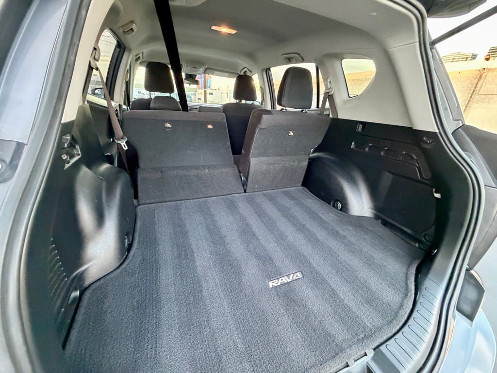 2017 Toyota Rav4 Image 31