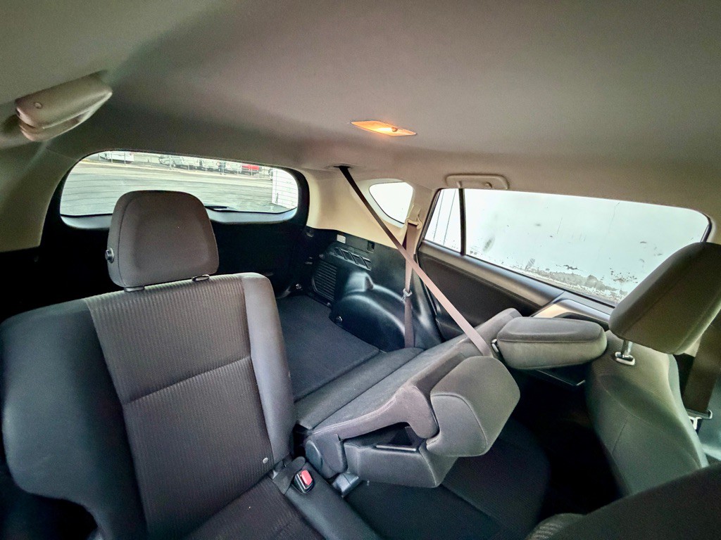 2017 Toyota Rav4 Image 32