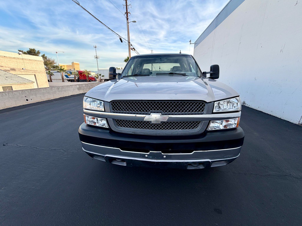 2006 Chevrolet Silverado 1500 Image 2