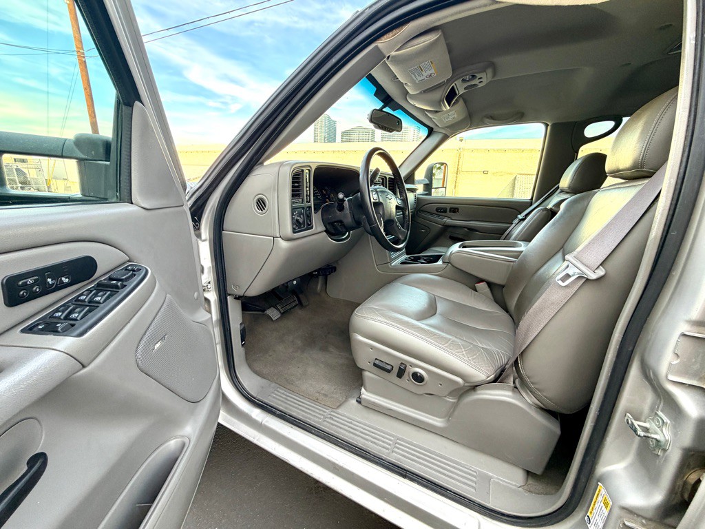 2006 Chevrolet Silverado 1500 Image 11