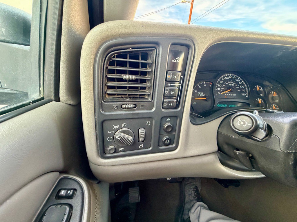 2006 Chevrolet Silverado 1500 Image 19