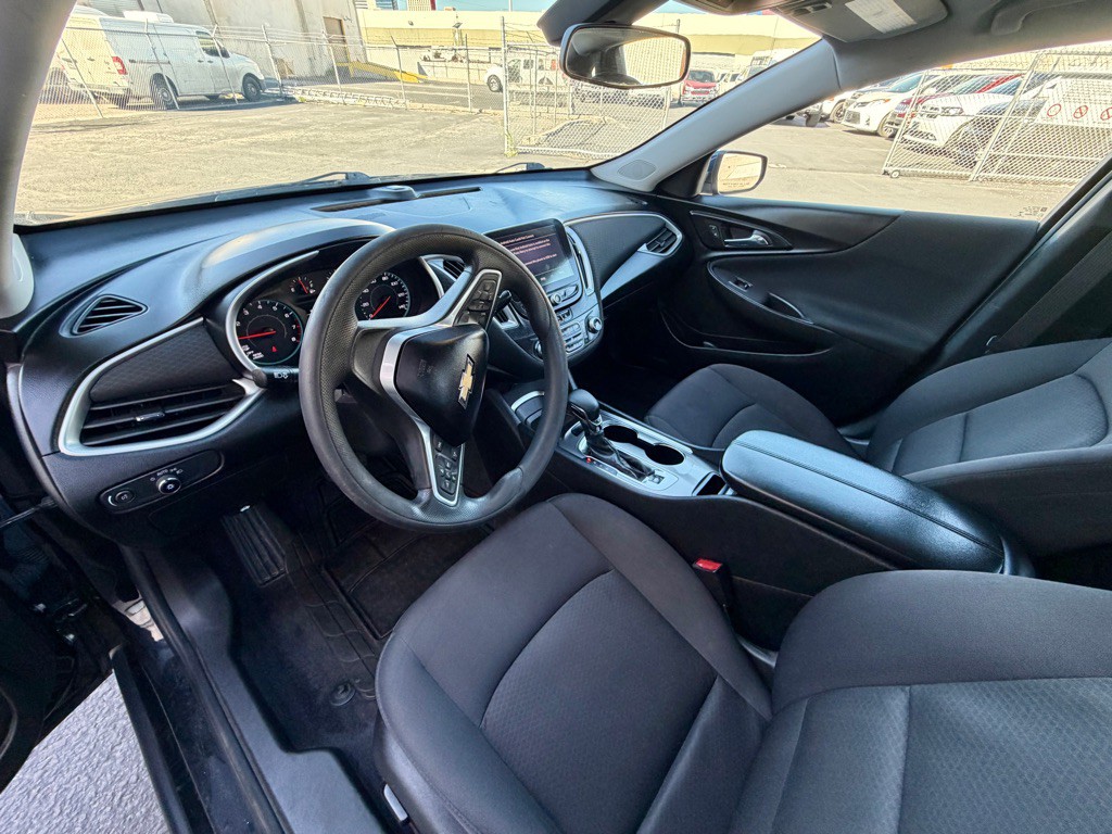 2022 Chevrolet Malibu Image 11