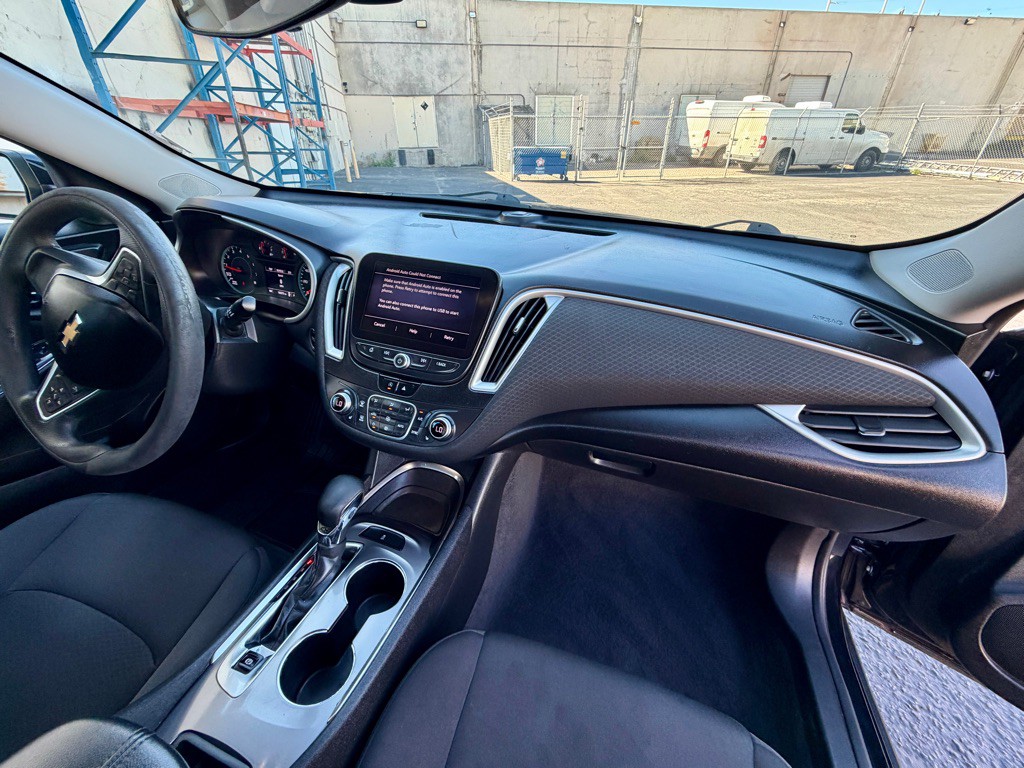 2022 Chevrolet Malibu Image 16