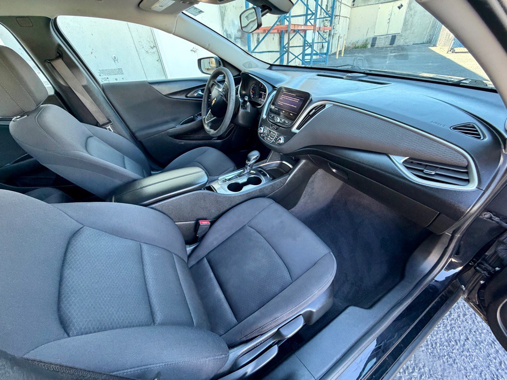 2022 Chevrolet Malibu Image 18