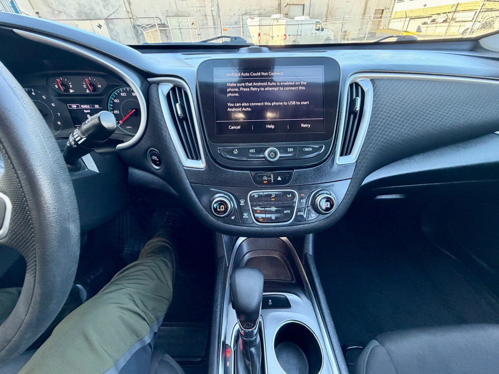 2022 Chevrolet Malibu Image 24