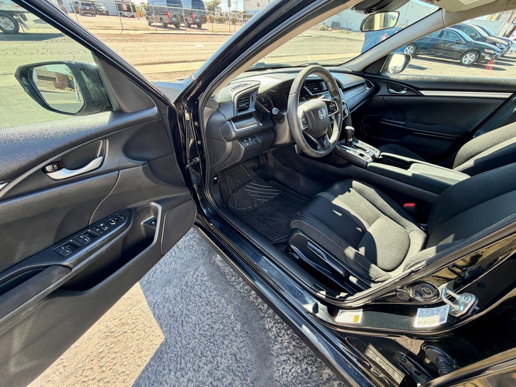 2019 Honda Civic Image 10