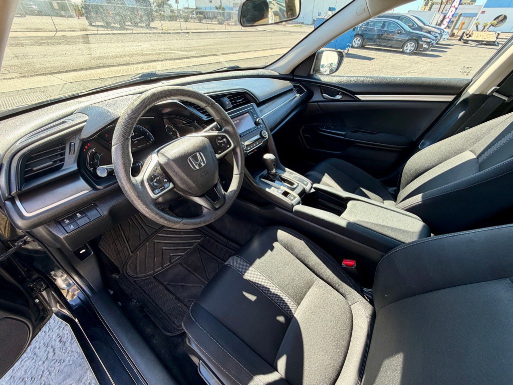 2019 Honda Civic Image 13