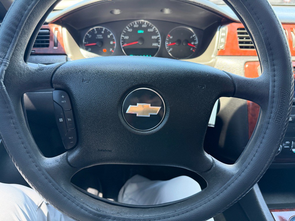 2009 Chevrolet Impala Image 20