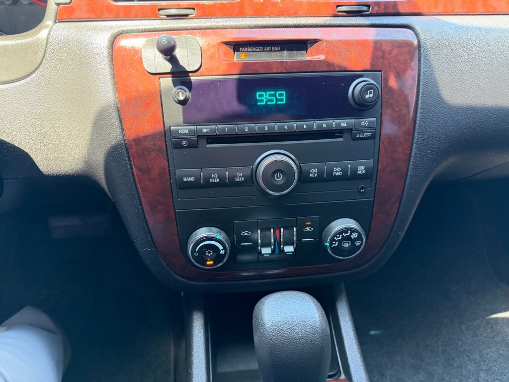 2009 Chevrolet Impala Image 27