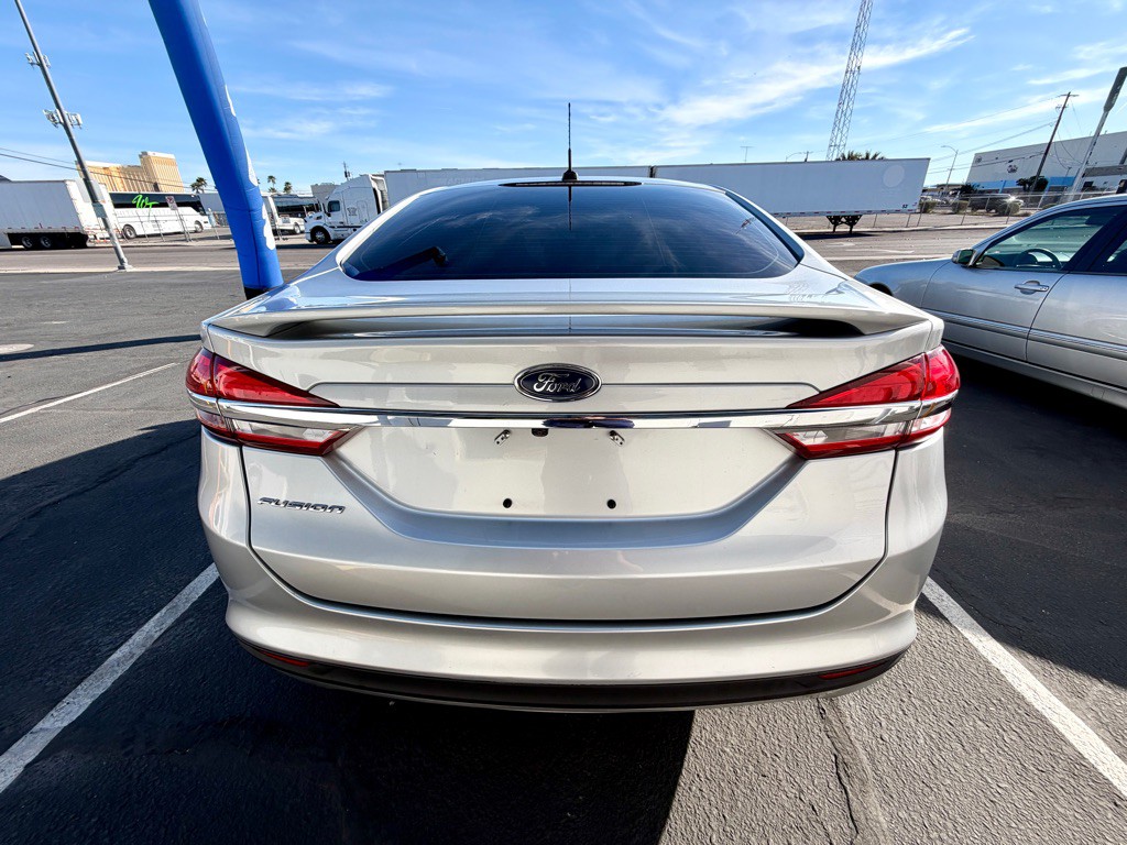 2018 Ford Fusion Image 4
