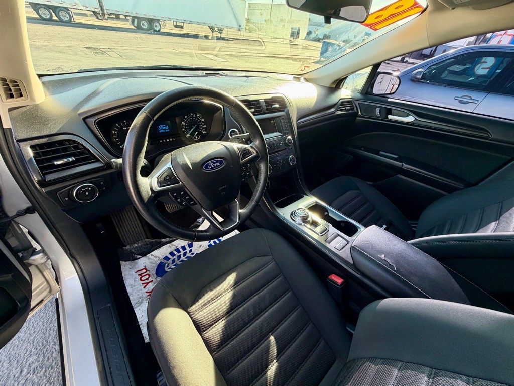 2018 Ford Fusion Image 27