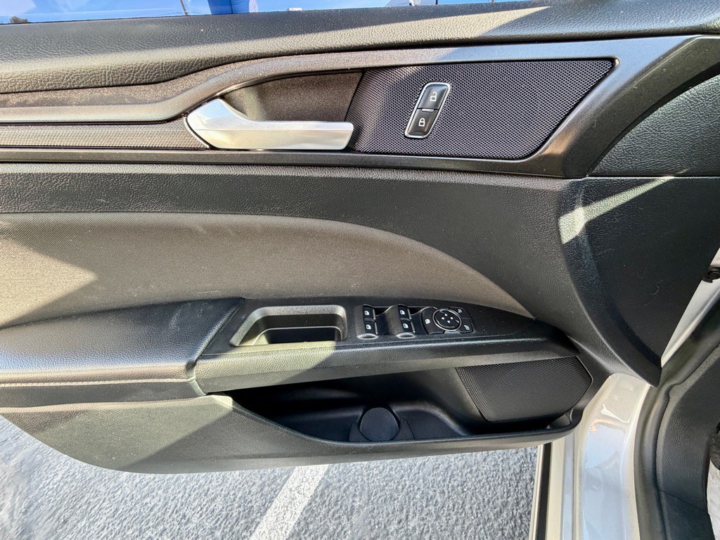 2018 Ford Fusion Image 29