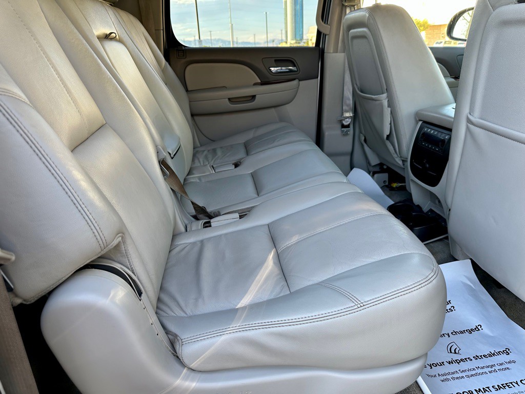 2010 GMC Yukon Image 26