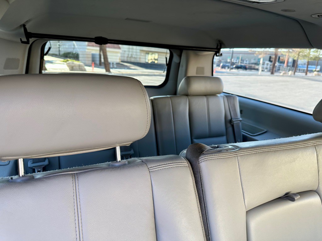 2010 GMC Yukon Image 29