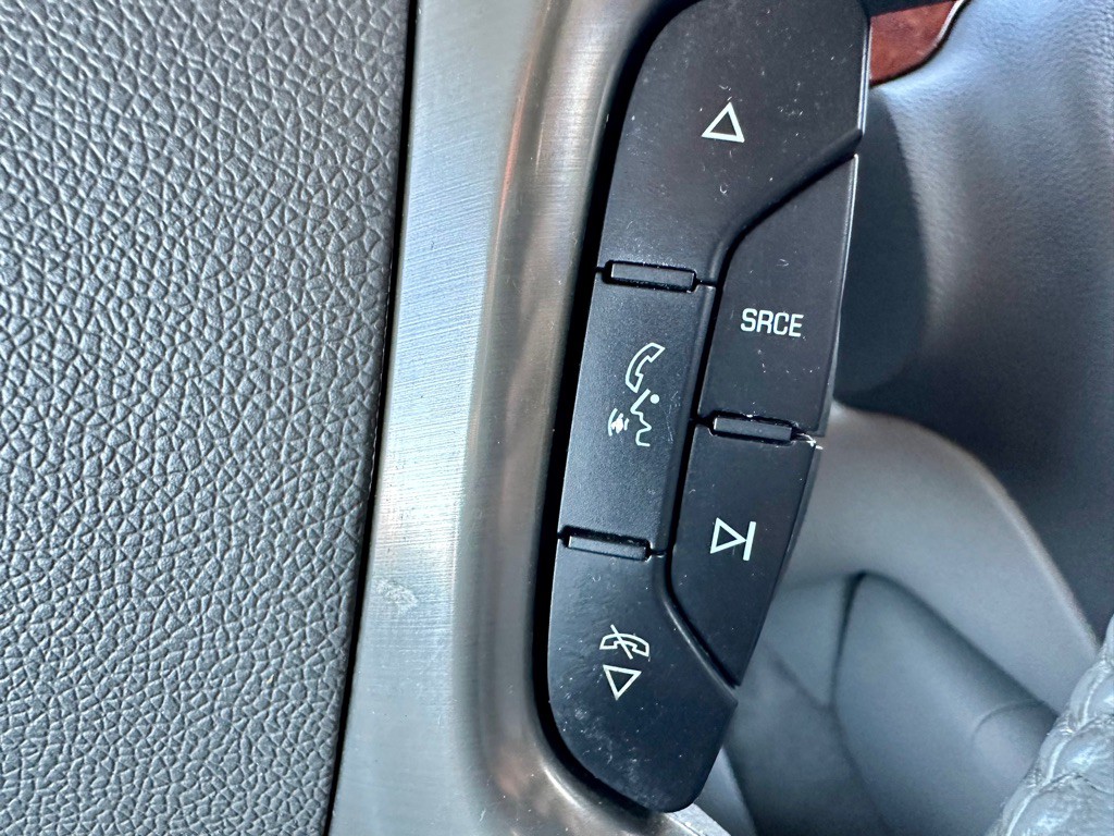 2010 GMC Yukon Image 41