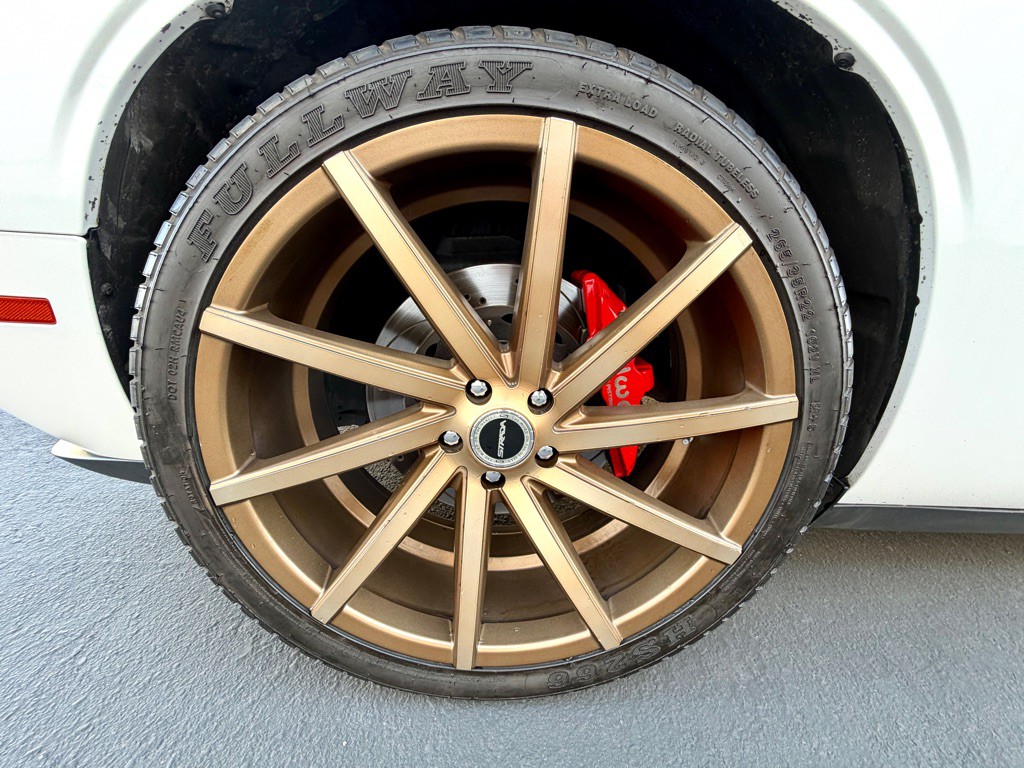 2015 Dodge Challenger Image 14