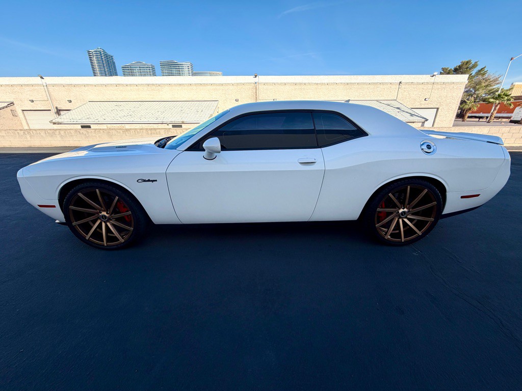 2015 Dodge Challenger Image 15