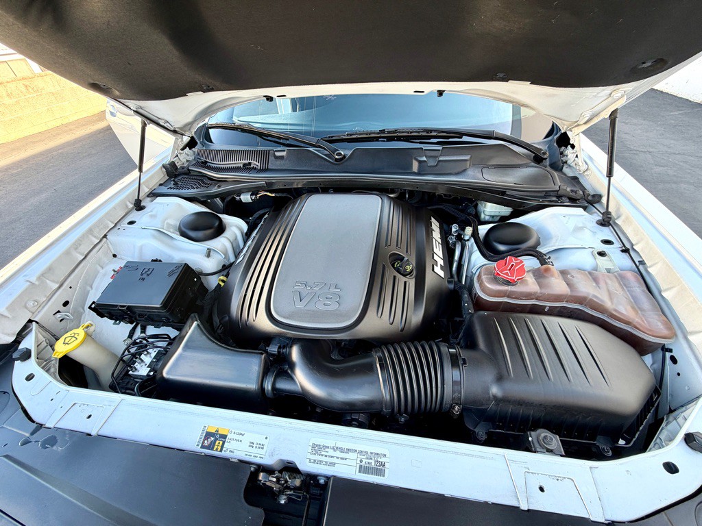 2015 Dodge Challenger Image 26