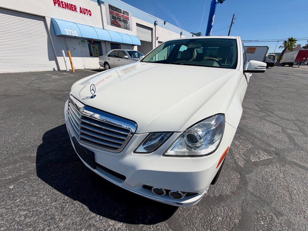 2011 Mercedes-Benz E-Class Image 10