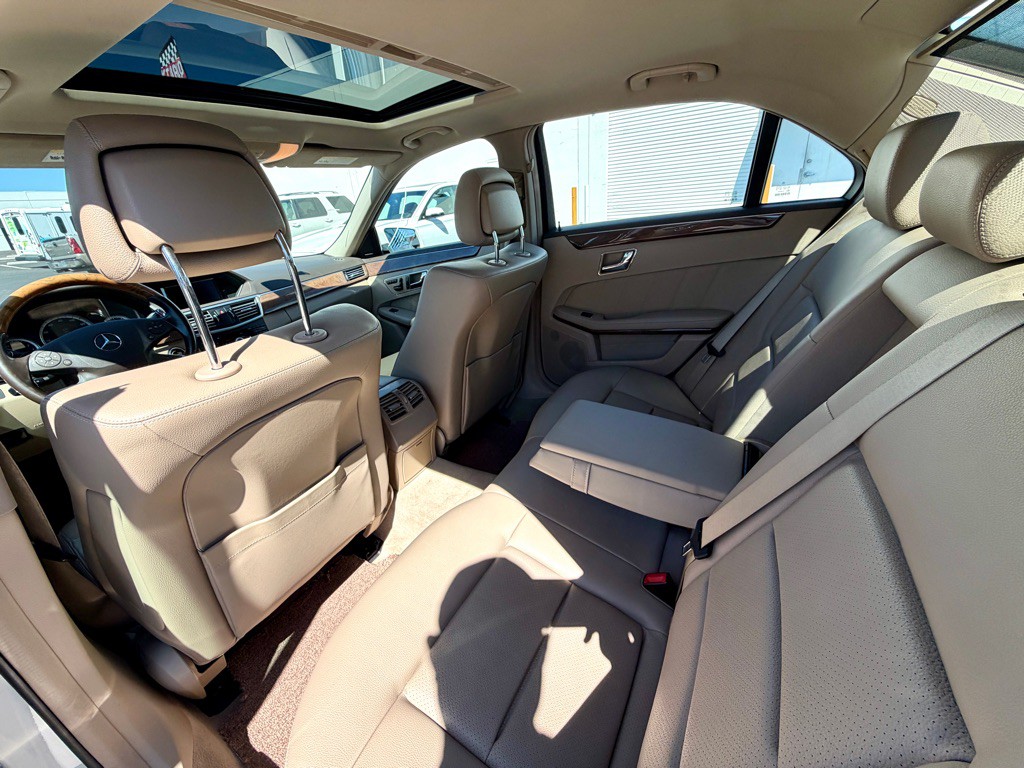 2011 Mercedes-Benz E-Class Image 15