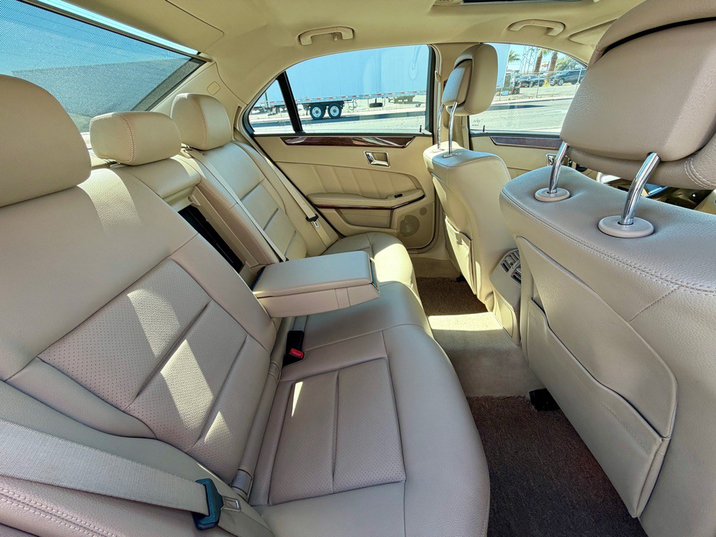 2011 Mercedes-Benz E-Class Image 18