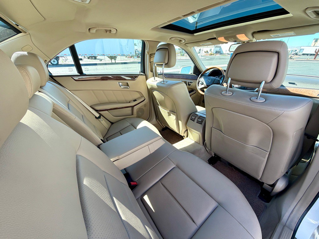 2011 Mercedes-Benz E-Class Image 20