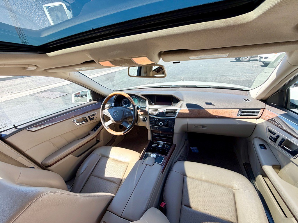 2011 Mercedes-Benz E-Class Image 23