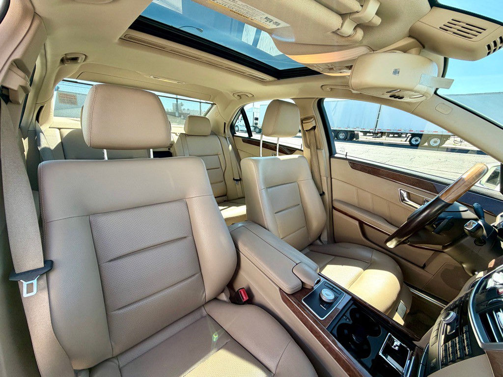 2011 Mercedes-Benz E-Class Image 26