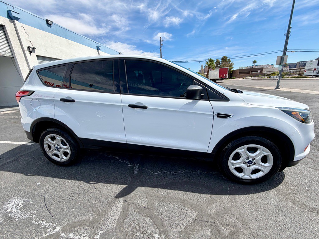 2019 Ford Escape Image 4