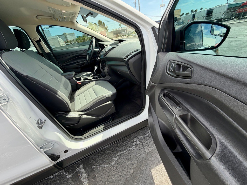 2019 Ford Escape Image 23