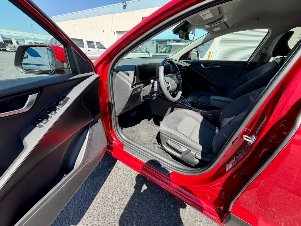 2026 Kia Niro Image 12