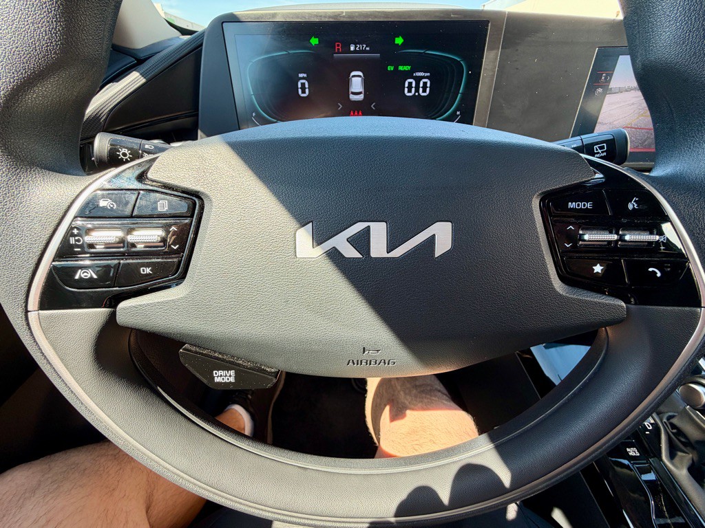 2026 Kia Niro Image 32