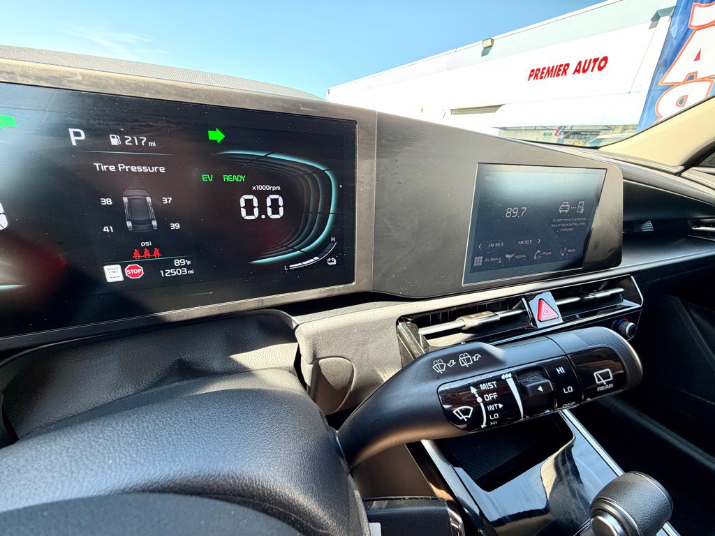 2026 Kia Niro Image 35