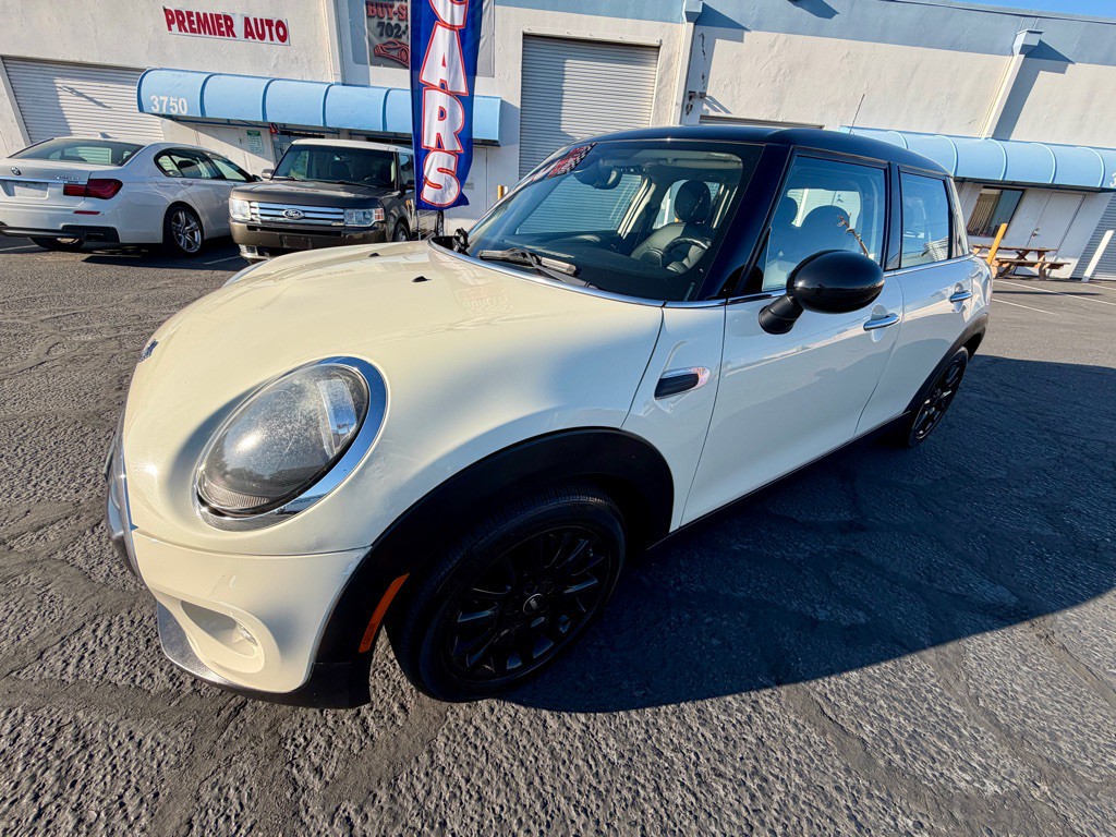 2019 MINI Cooper Image 13