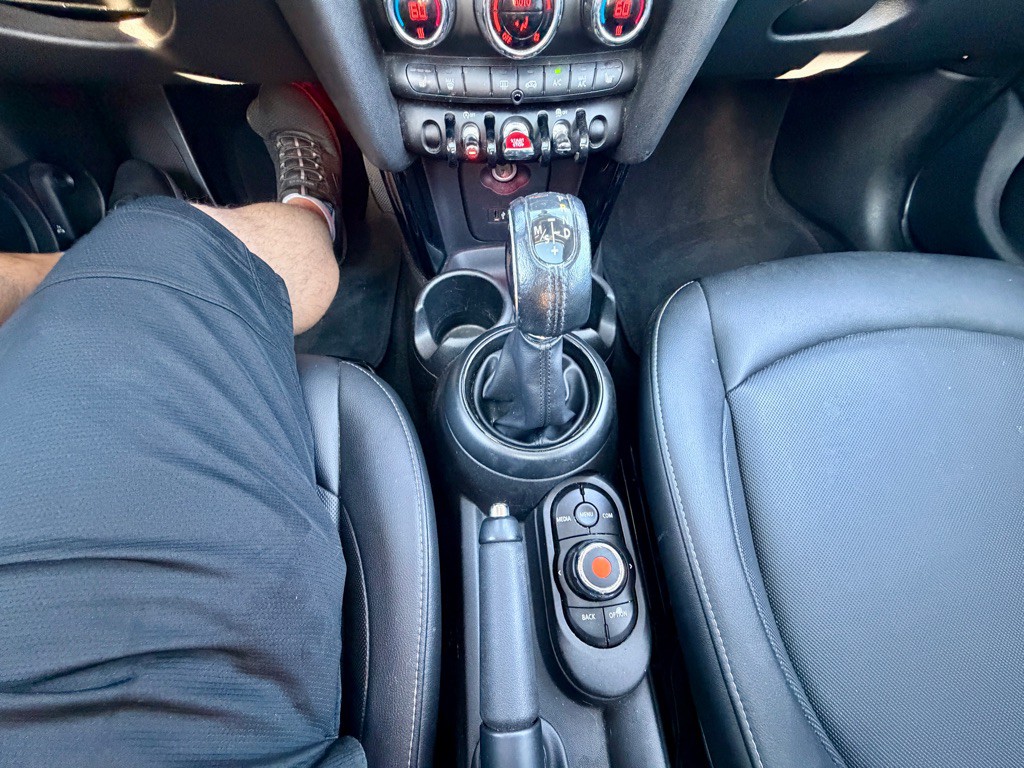 2019 MINI Cooper Image 49